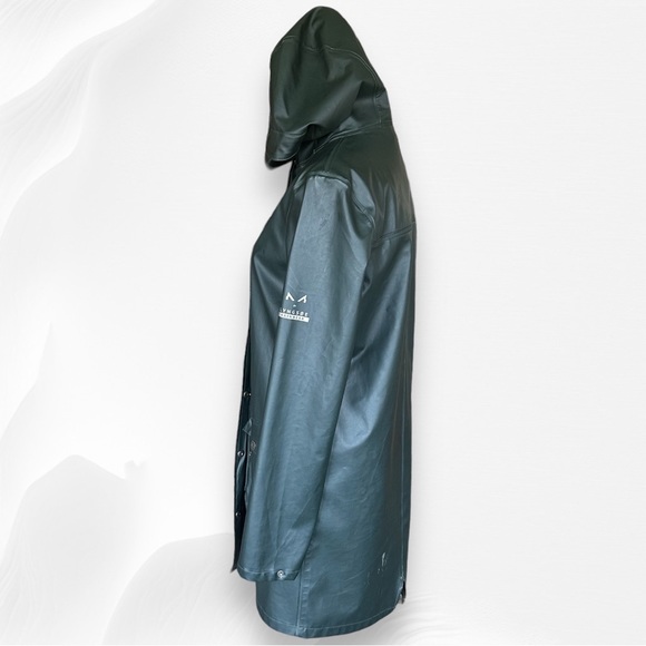 Modström Hooded Rain Jacket Size Extra Small (XS) - Picture 2 of 10